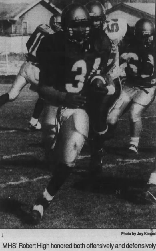 Robert High performs well on offense and defense
